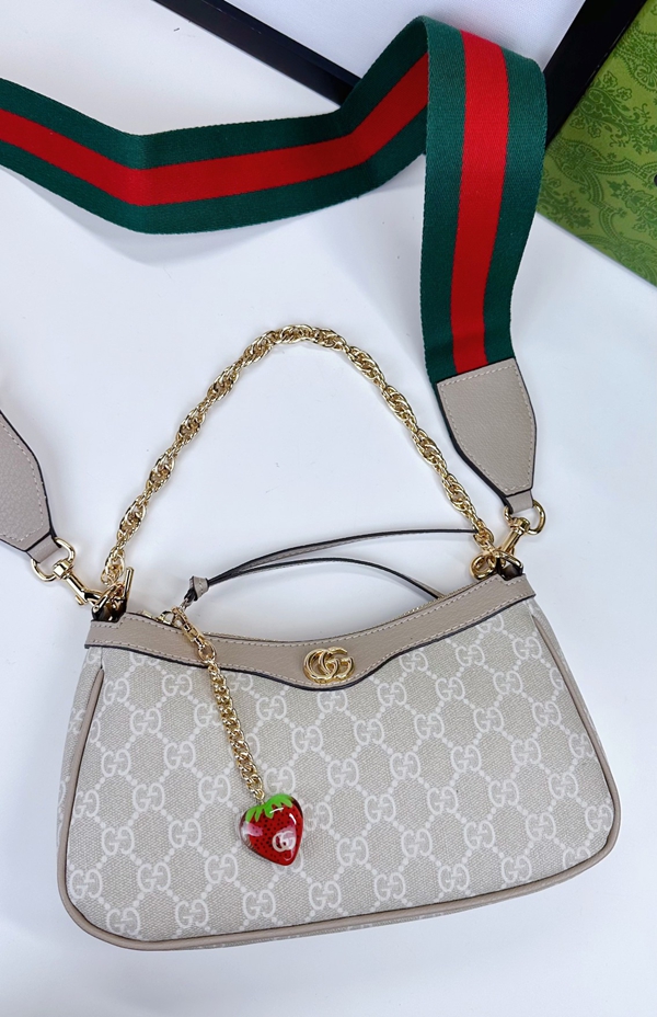 激安グッチバッグコピー角部分ディテール